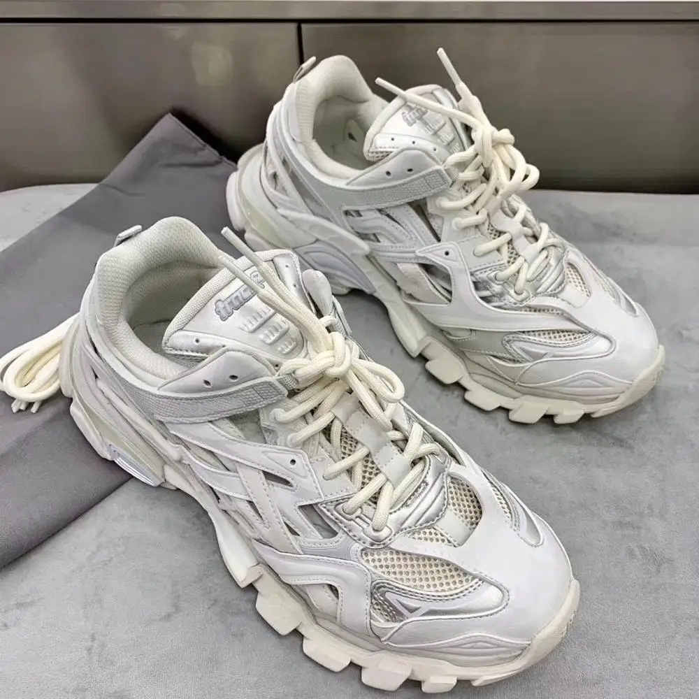 2020 New Spring Genuine Leather Casual Sneakers Men Flat Shoes Popular INS Fashion bloggers big size chic Women Old shoes |