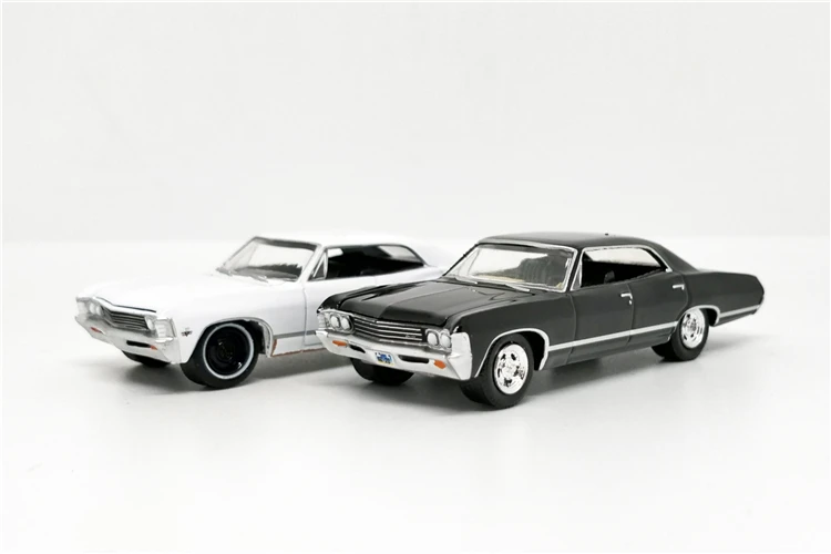 Greenlight 1: 64 Chevrolet Impala спортивный седан 1967 County дороги без коробки