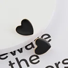 Серьги-гвоздики женские эмалированные в форме сердца