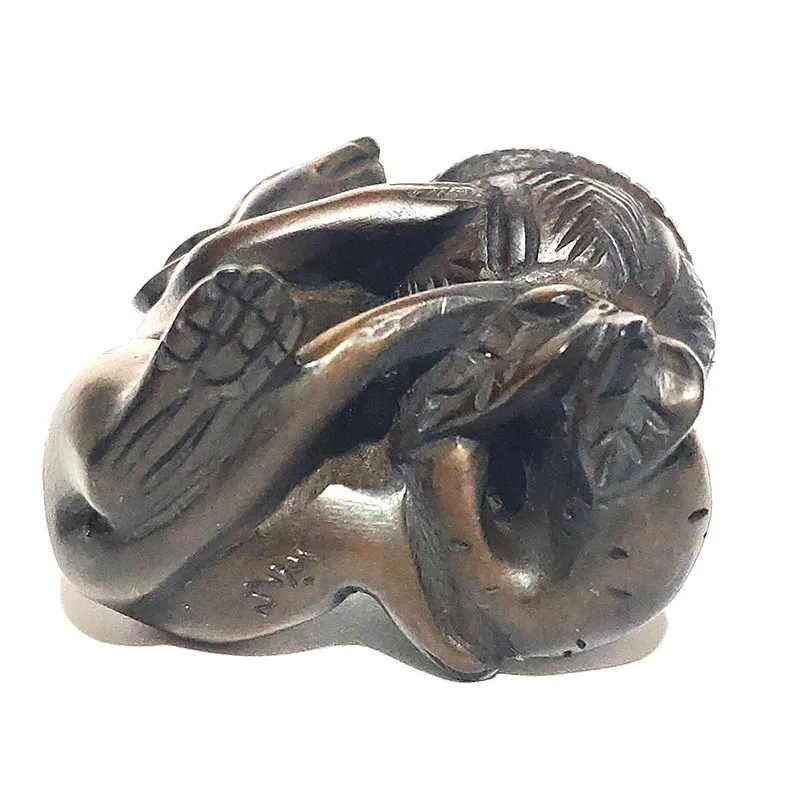 

Y6861 - 2 " Hand Carved Japanese Boxwood Netsuke Figurine Carving:- 2 Mice