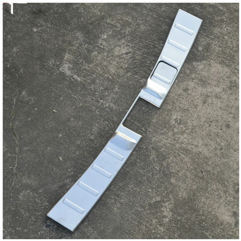 

Stainless Steel inner Rear Bumper Protector Sill Trunk Tread Plate Trim Fit For Mitsubishi Outlander 2016