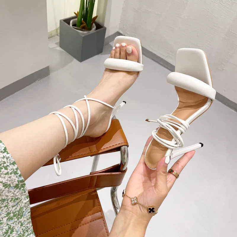 

Сандалии женские с ремешком на щиколотке, босоножки на тонком высоком каблуке, вечерняя Классическая вечерние, модные пикантные туфли с ква...