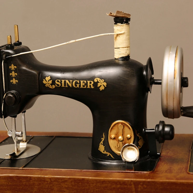 

Vintage Iron Sewing Machine Model Clothing Shop Window Ornaments Old Object Decoration Creative Crafts