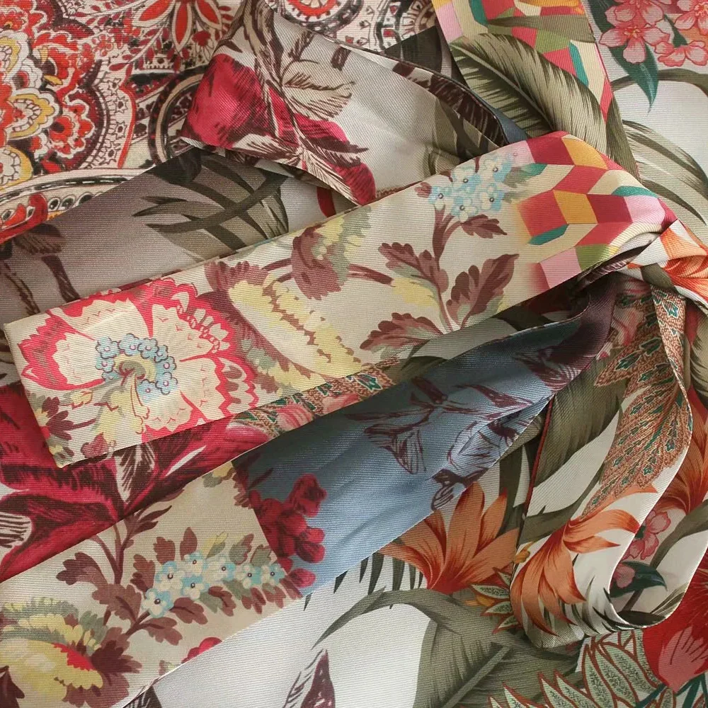 

XEASY 2021 Summer Vintage Beach Style Women V Neck Patchwork Print Belt Jacket Female Casual Split Poplin Middle Length Top