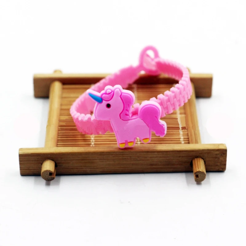 unicorn 17 10pcs 10 шт. мультяшный детский подарок на день рождения маленький игрушечный браслет Русалка Единорог ПВХ браслет кольцо детский подарок для душа Вечерние - Цвет: unicorn 17 10pcs