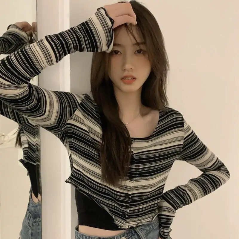 Кроп-топ Tonngirls с принтом краски на завязках 2 предмета Женская Повседневная