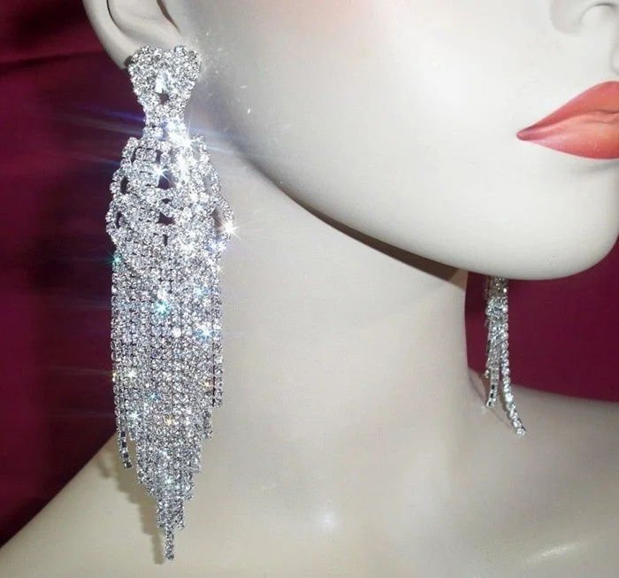 

Crystal Diamante Rhinestone Long Tassel Earrings Gold Dangle Big Earrings Women Ladies Wedding Bridal Earrings