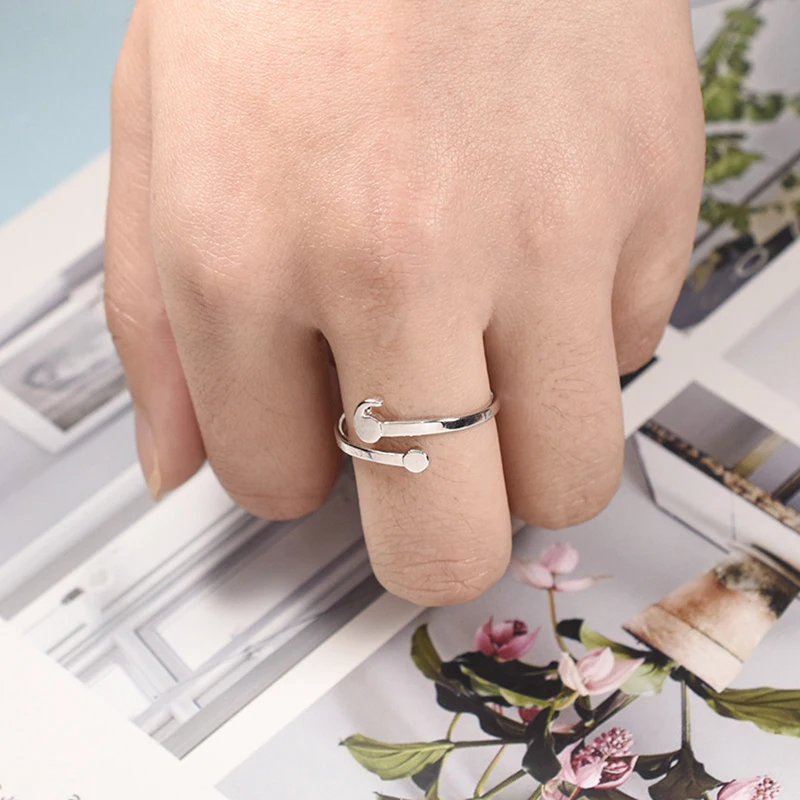 Очаровательное кольцо с полукруглой полосой кольца из сплава для женщин Простые