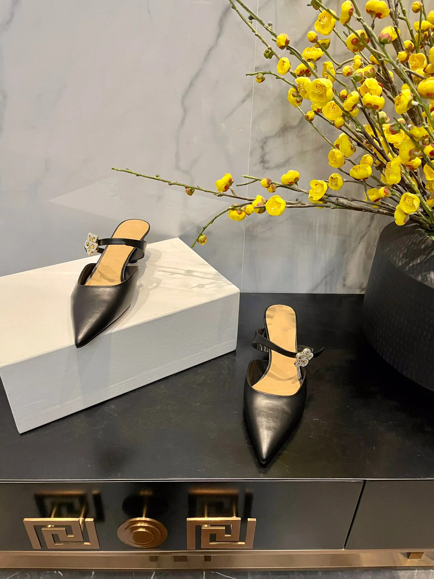 

The new summer 2021 style high heels for women with pointed toes and thin heels Leather slippers for women Genuine leather soft