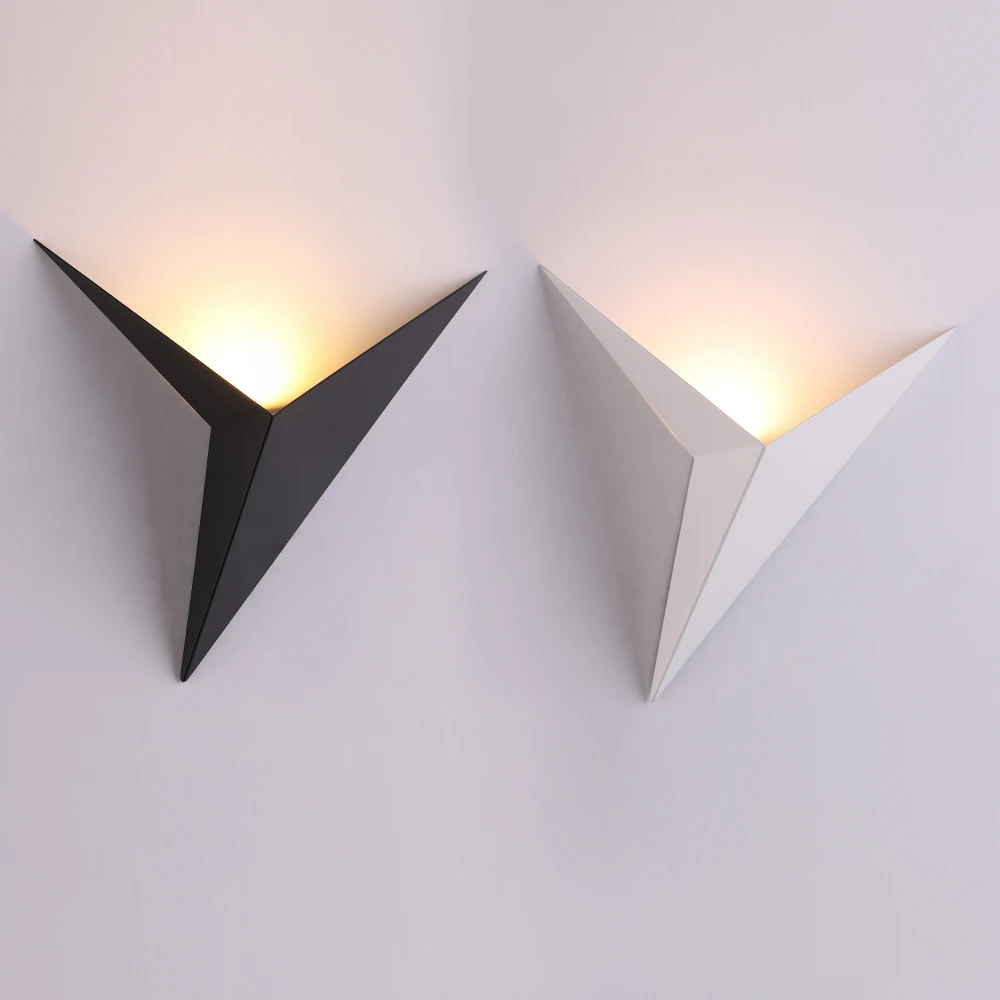 

Wall Lamp Modern Minimalist Triangle Shape 3W AC85-265V Simple Lighting Nordic Style Indoor Wall Lamps Living Room Bath Light