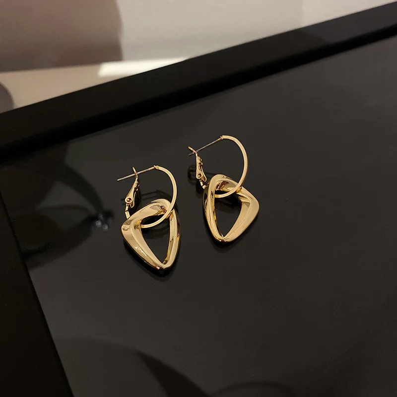 

Gold Color Round Circle Hoop Earrings Minimalist Geometric Charming Pendant Hoop Earring For Women Girls Fashion Jewelry