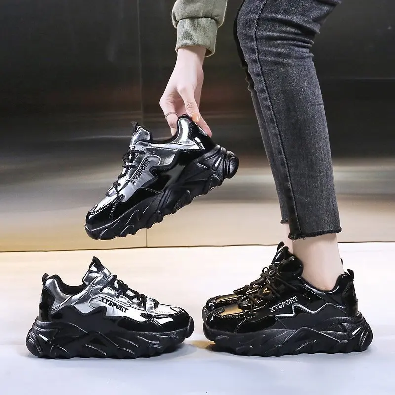 

2020 New Women Casual Shoes Female Fashion Sneakes Outdoor Vulcanize Shoes Plus Velvet Warm Comfortable Couple Casual Shoes