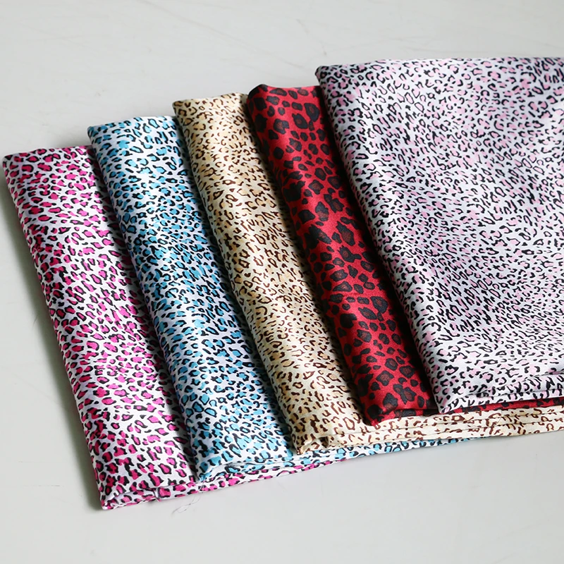 By Meter маленький атласный тканевый шарф с леопардовым принтом платье пижама