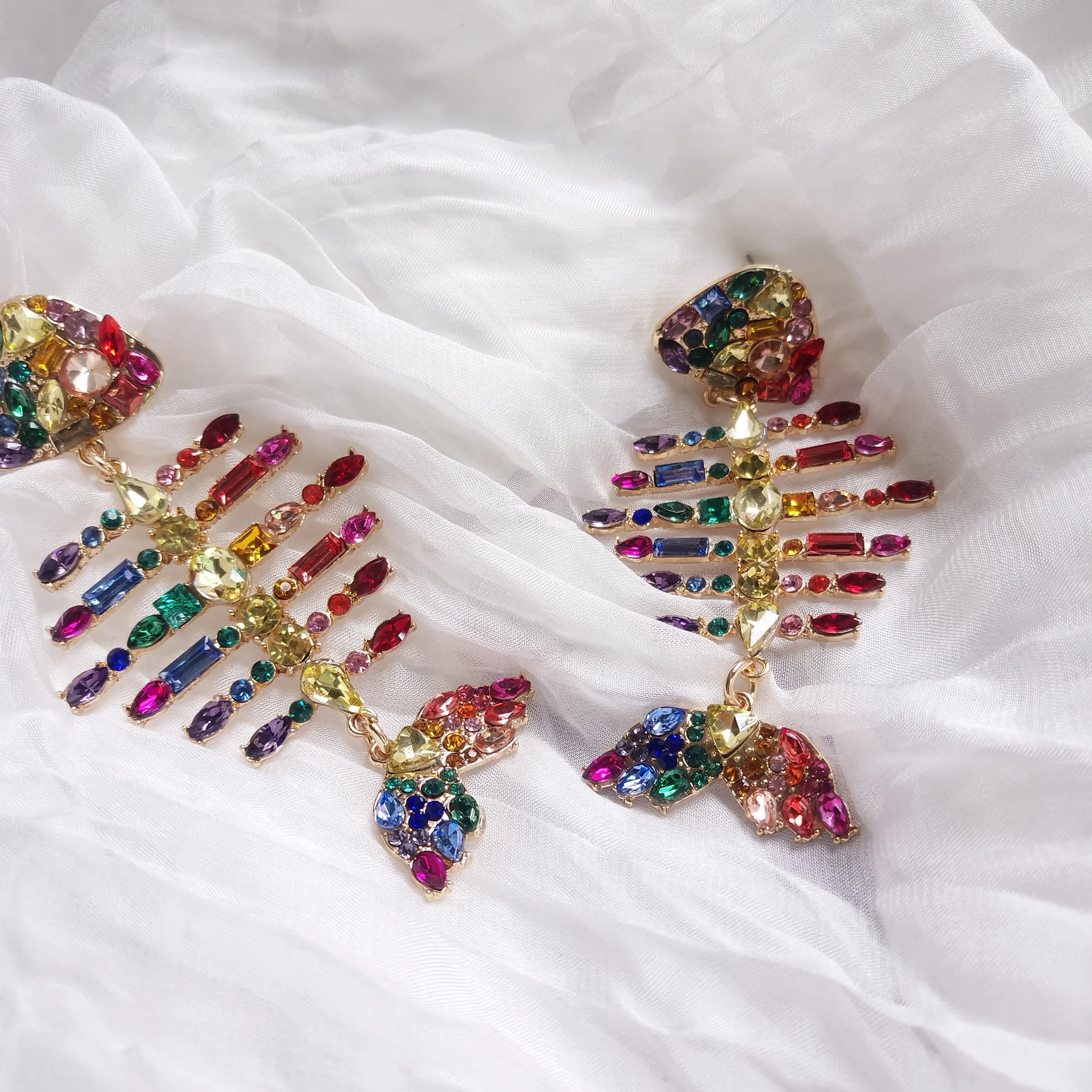 Women's Novelty Hyperbole Fish Shape Fashion Earrings with Rhinestones - Jewelry Accessories for Club and Party - Long Drop Earrings image 5