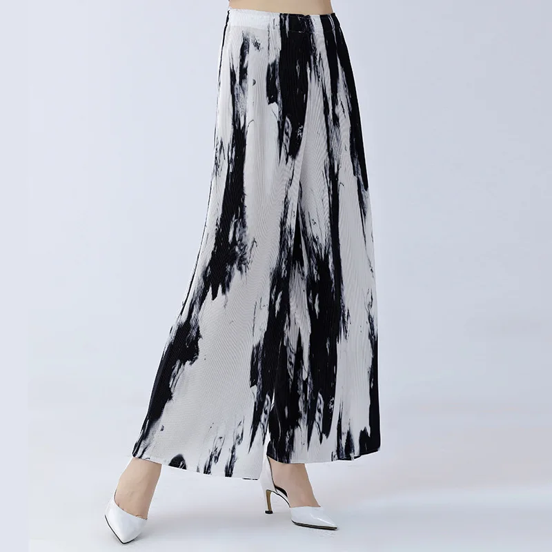 Pleated Black And White High Waist Wide Leg Pants
