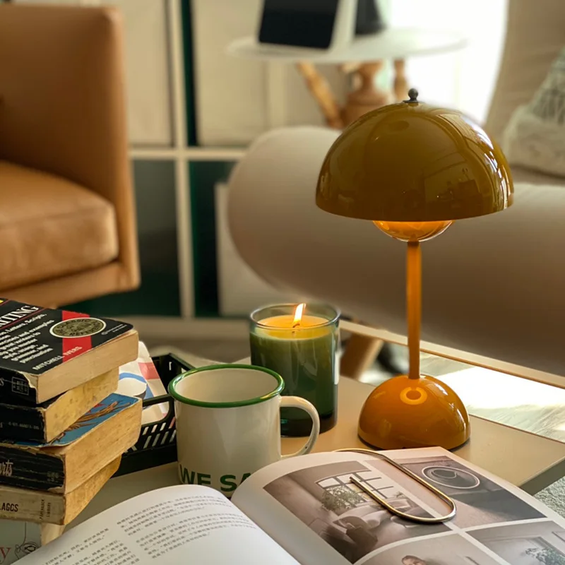 

Modern Bedroom Bedside Flowerpot Table Lamp Designer Flower Bud Decorative Reading Desk Light for Home Decor Lighting Luminaire