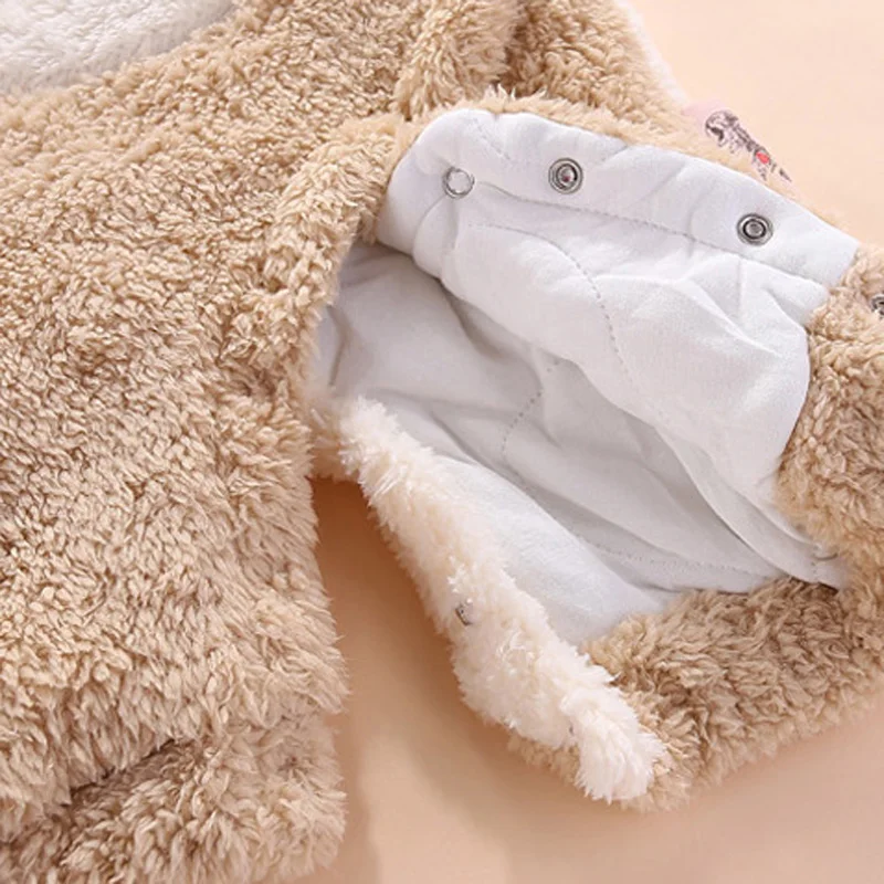 Детский комбинезон IYEAL с мультяшным рисунком Одежда для новорожденных капюшоном