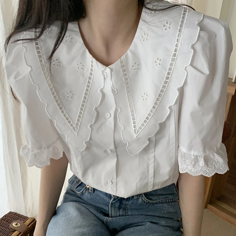 Женская блузка с круглым вырезом коротким рукавом и буффами | одежда