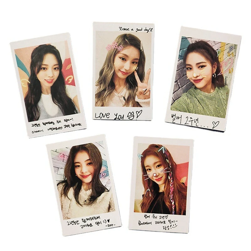 

5Pcs KPOP ITZY Photocards Mini Album Polaroid HD Self Made Paper Lomo Card Post Card Phoro Card For Fans Collection Gifts