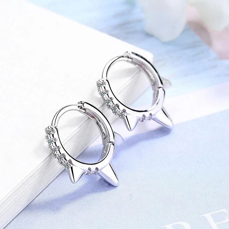 Симпатичные 5A серьги-кольца с кристаллами циркония модные золотистые Huggie