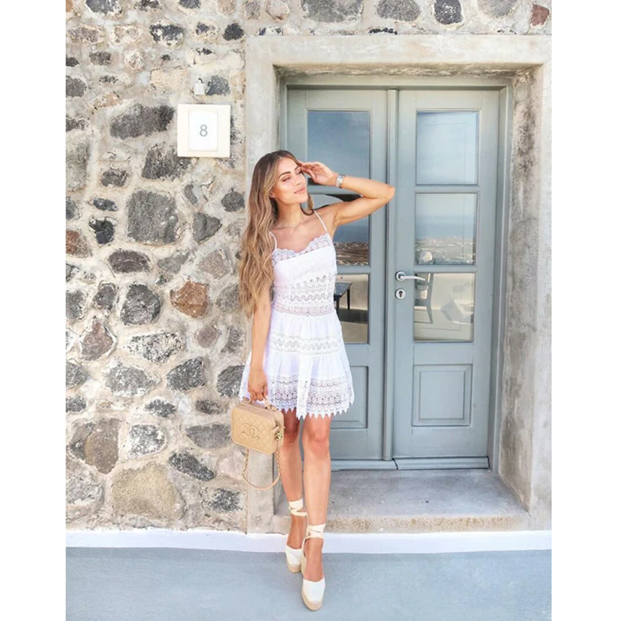 Женское кружевное платье короткое на бретелях 2018 | Женская одежда