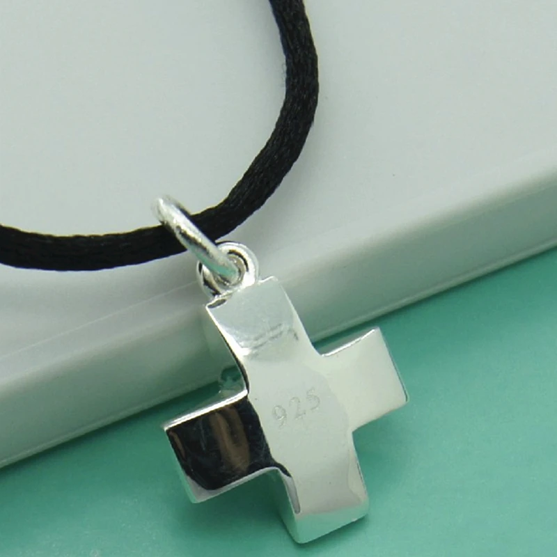 Женское ожерелье из серебра 925 пробы с цепочкой