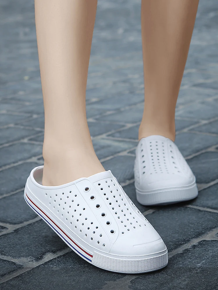 

Men Casual Shoes Summer Sandals Light Breathable Beach Shoes Native Shoes Hollow Chaussure Homme Slipper