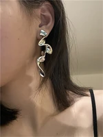 irregular metal earrings european american style personality fashion long earrings ms girl travel jewelry accessories 2022
