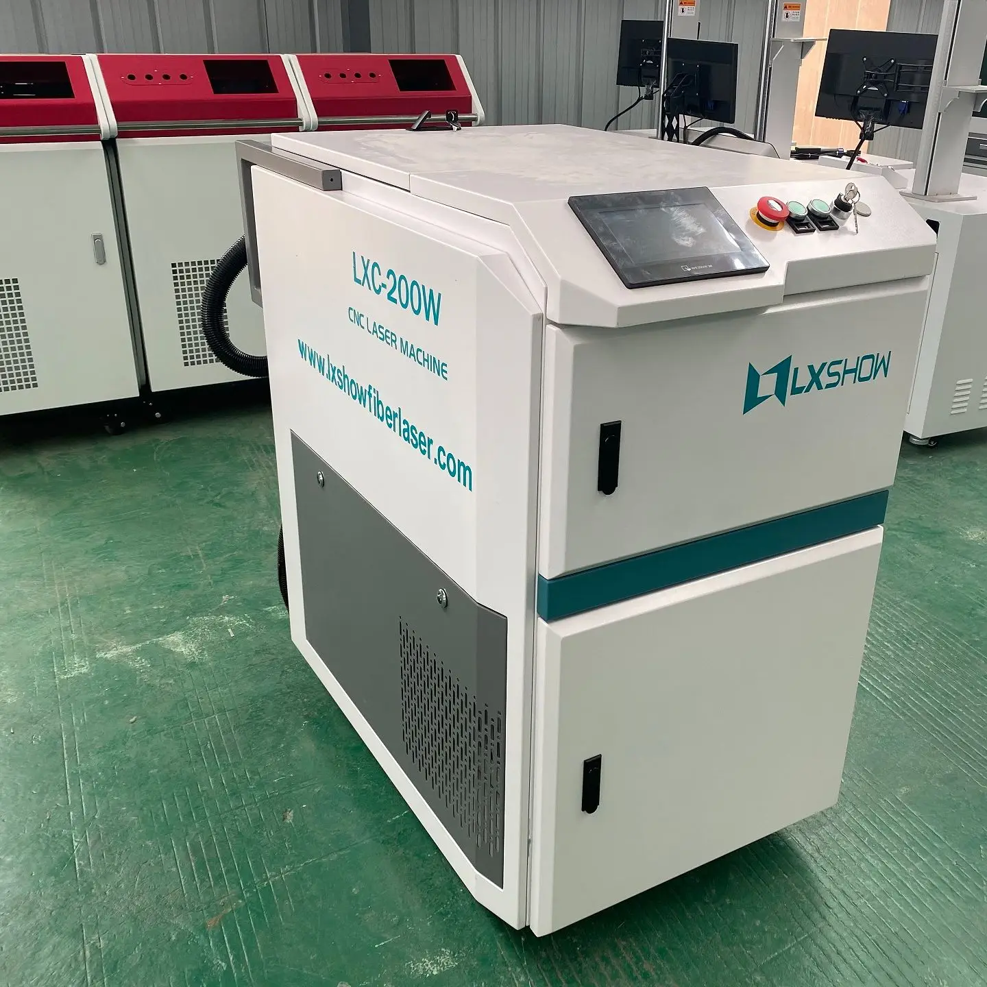 Машина для очистки Волоконным лазером автомобильных деталей масляная краска