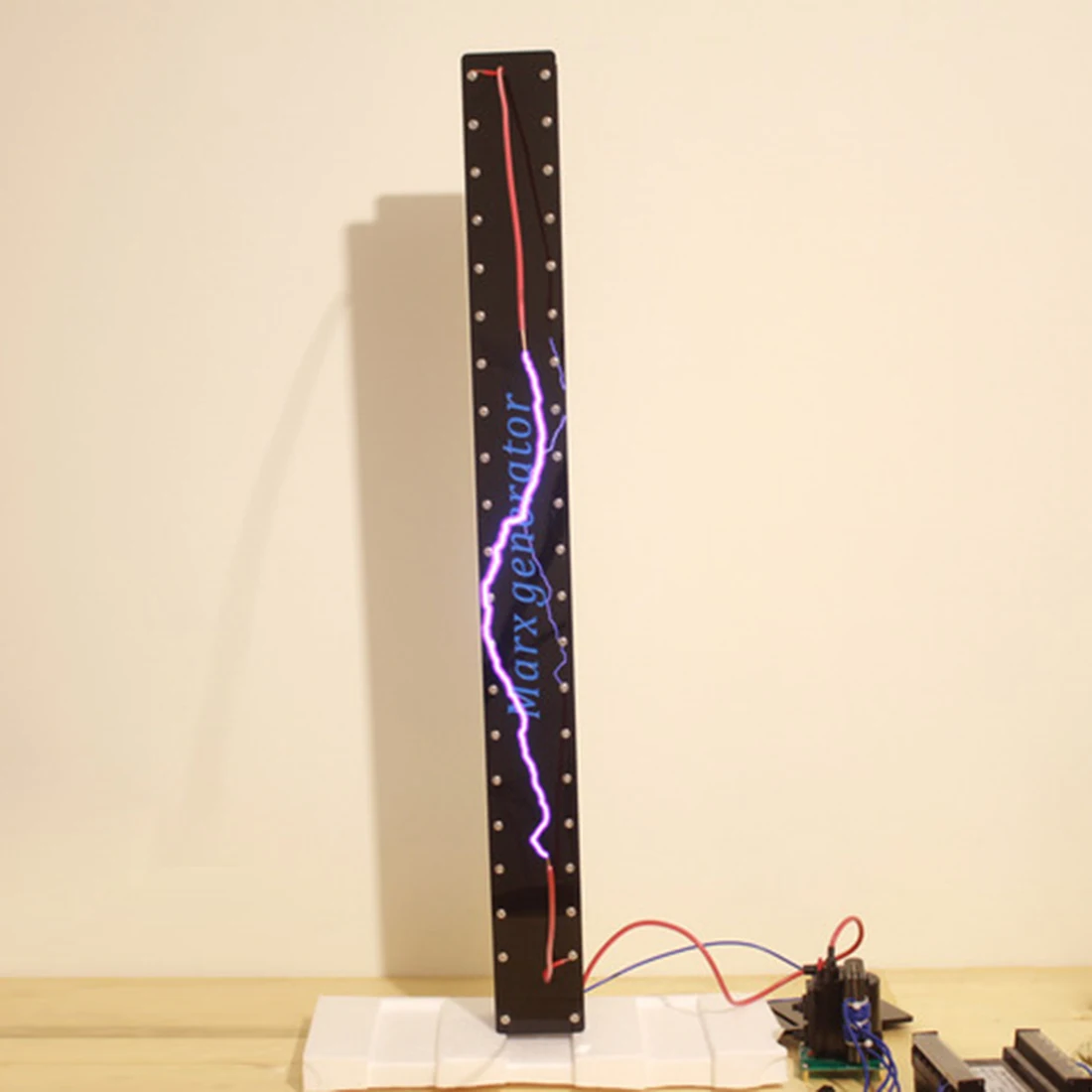 Уровень 20 &quotсделай сам&quot в собранном виде импульс высокого напряжения