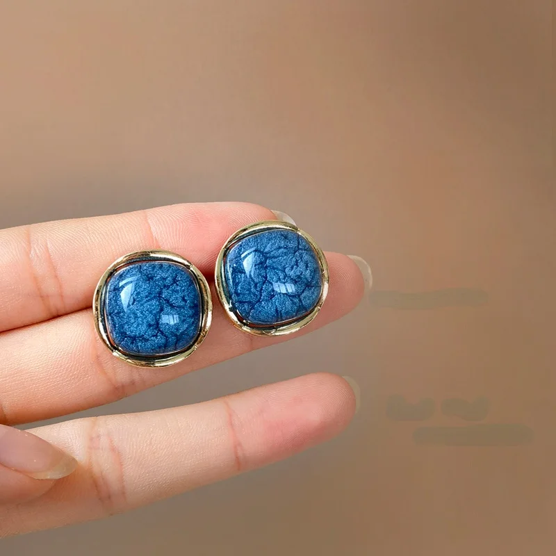 

S925 needle Women Jewelry Blue Resin Earrings Popular Design Vintage Temperament Stud Earrings For Women Party Gifts Wholesale