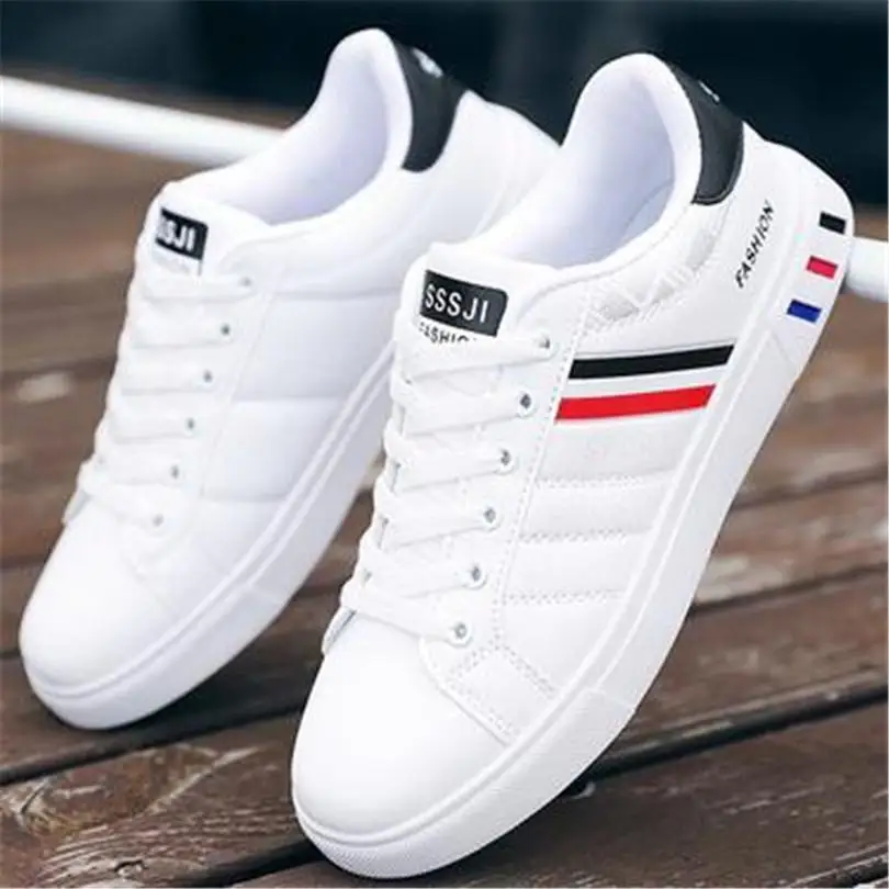 

Men Running Shoes Summer Mesh Sport Shoes Comfortable Breathable Walking Men