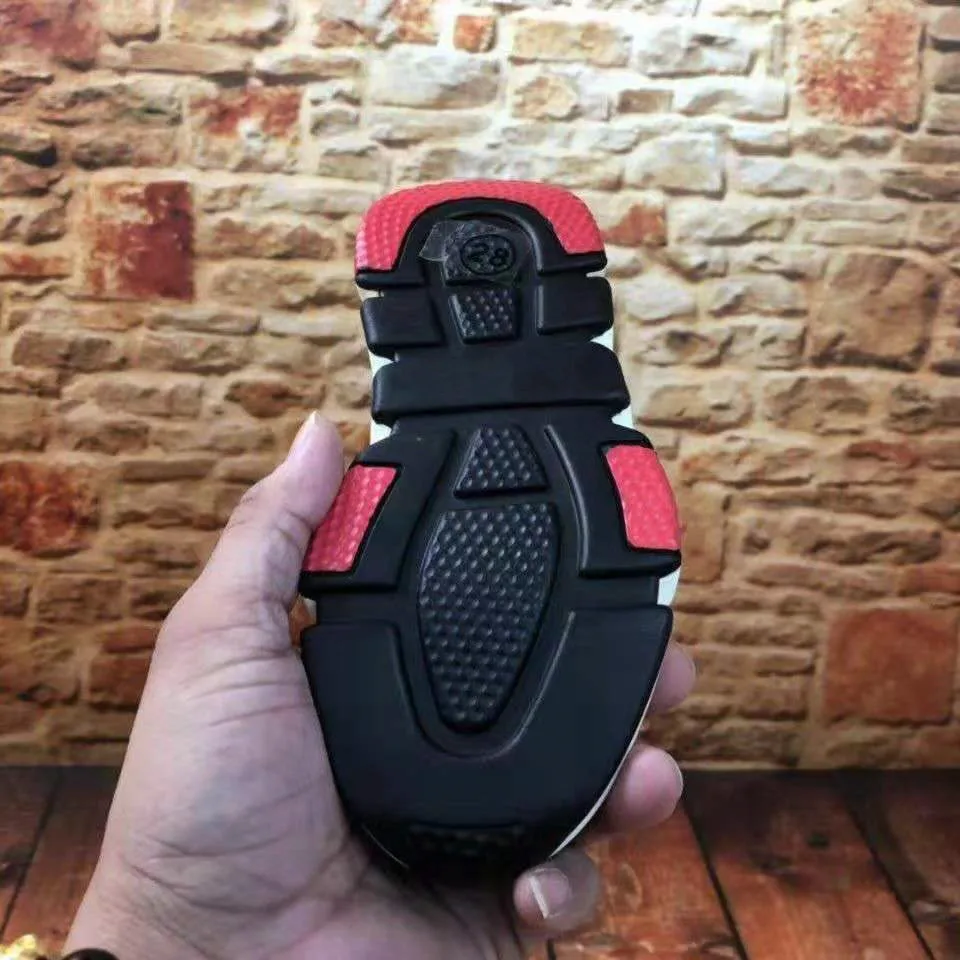 

New Fashionable Versatile Children's Sneakers Luxury Designer Famous Brand Non-slip Bottom Student Casual Socks Shoes