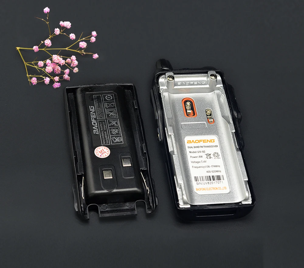 Baofeng UV-82 рация 8 Вт двойной PTT двухстороннее радио 2800 мАч Двухдиапазонный портативный 10 км приемопередатчик UV82 рация CB радио