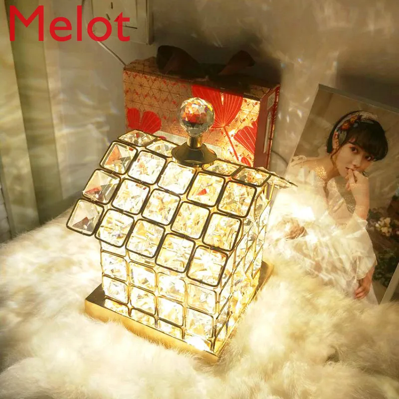 High-End Luxury Crystal Lamp Bedroom Bedside Lamp Small Night Lamp Creative Simple and Modern Decoration Gift