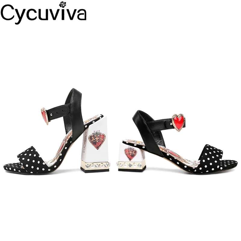 Сандалии женские в горошек босоножки гладиаторы с принтом красных сердец