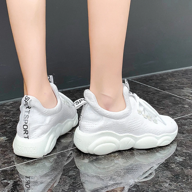 Кроссовки женские легкие на платформе дышащие шнуровке повседневная обувь весну