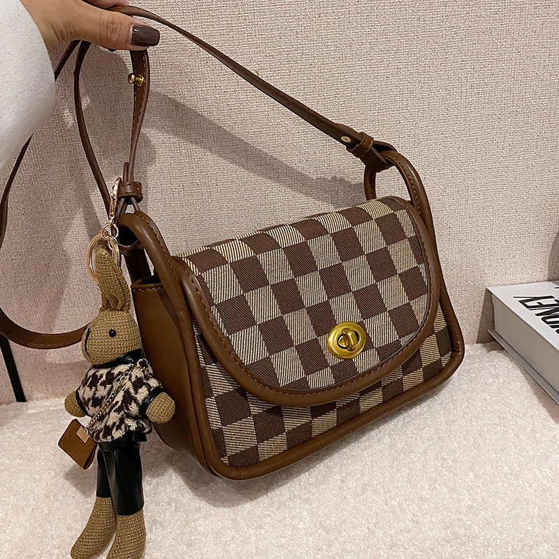 

Осенне-зимняя популярная сумка, новинка 2021, Женская нишевая сумка-мессенджер, модная сумка через плечо, квадратная сумка