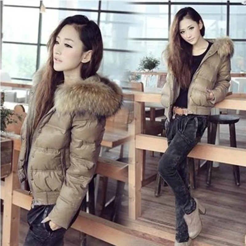 

2021 Winter Women Real Raccoon Fur Collar White Duck Down Hooded Jacket Short Coats Female Slim Casual Down Outerwear