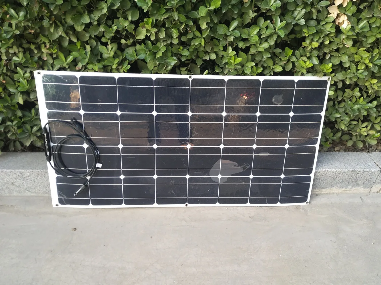 Китай Высококачественная Гибкая солнечная панель 100 Вт монокристаллическая