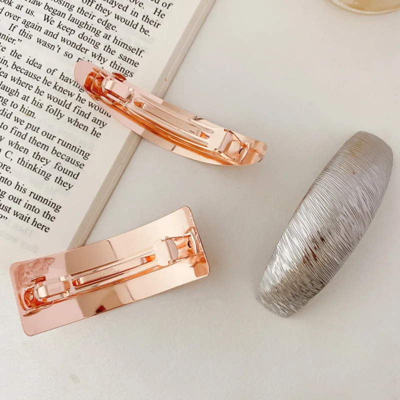 

Xwen New Women Elegant Cool Metal Arc Hairpin Horsetail Clip Geometric Spring Clip Headdress Gold Silver Hair Accessories