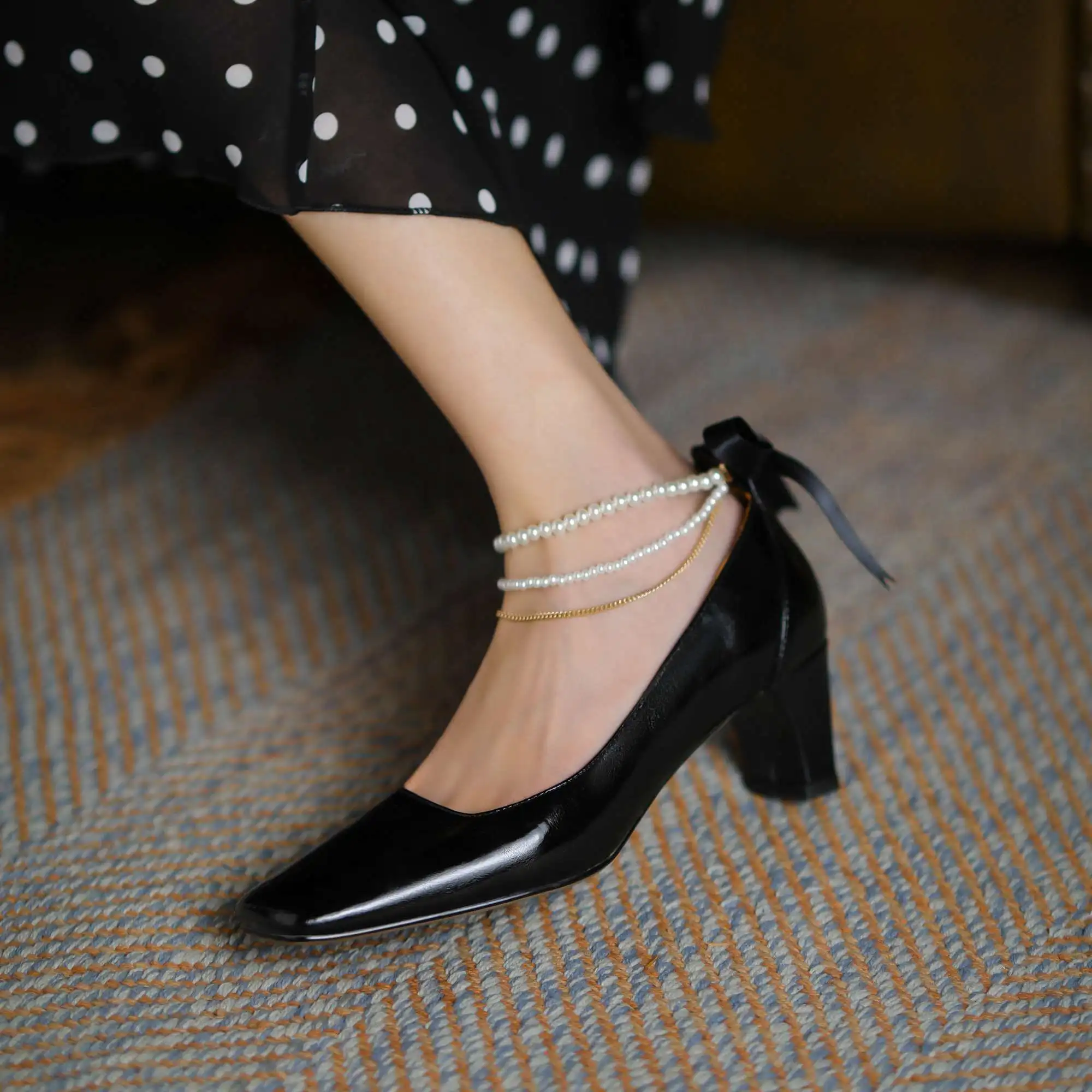

Krazing Pot genuine leather square toe high heels pearl decoration butterfly-knot Korean street pretty girls women pumps L2f3