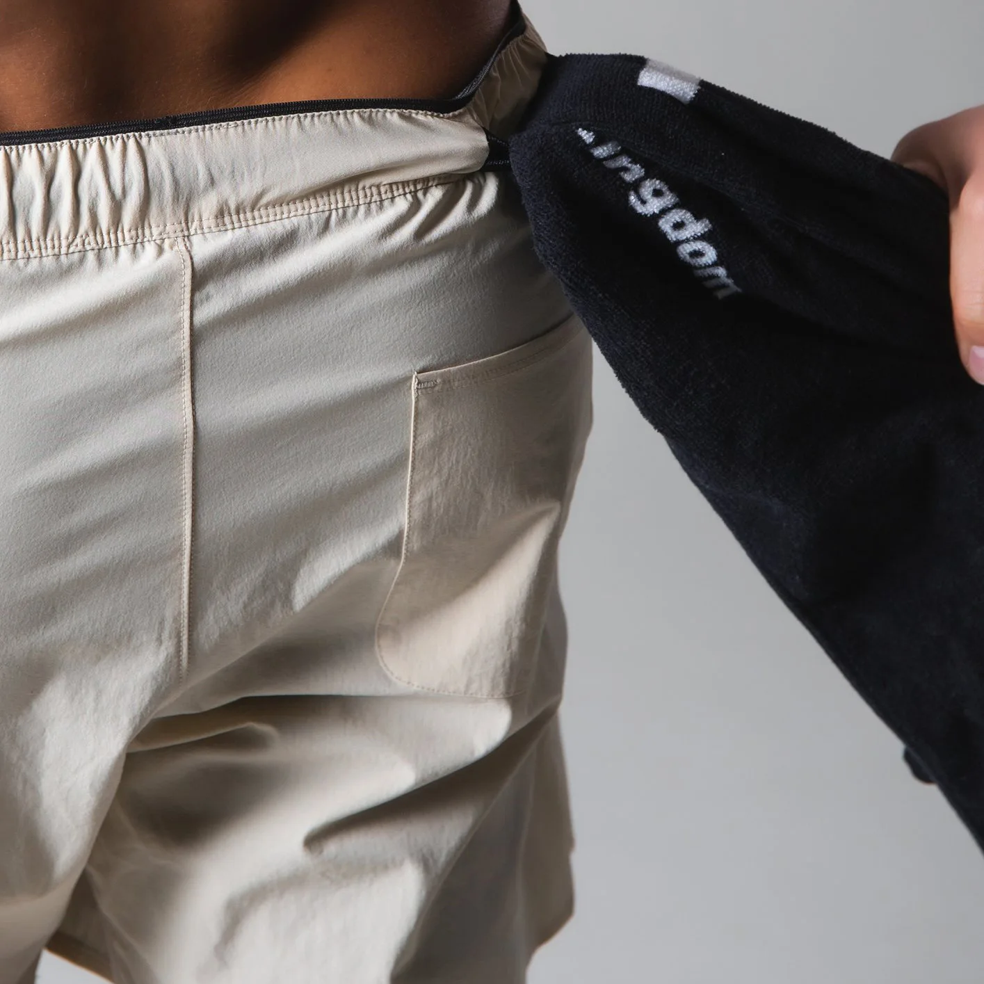 Sweatpants Male LYFT Shorts Muscular Fitness brothers Trendy summer running training breathable Stretch casual pants