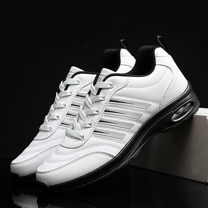 2020 New Brand Waterproof Golf Trainers Shoes Men Anti Slip Athletic Golf Sneakers Mens Black White Lightweight Sport Sneakers