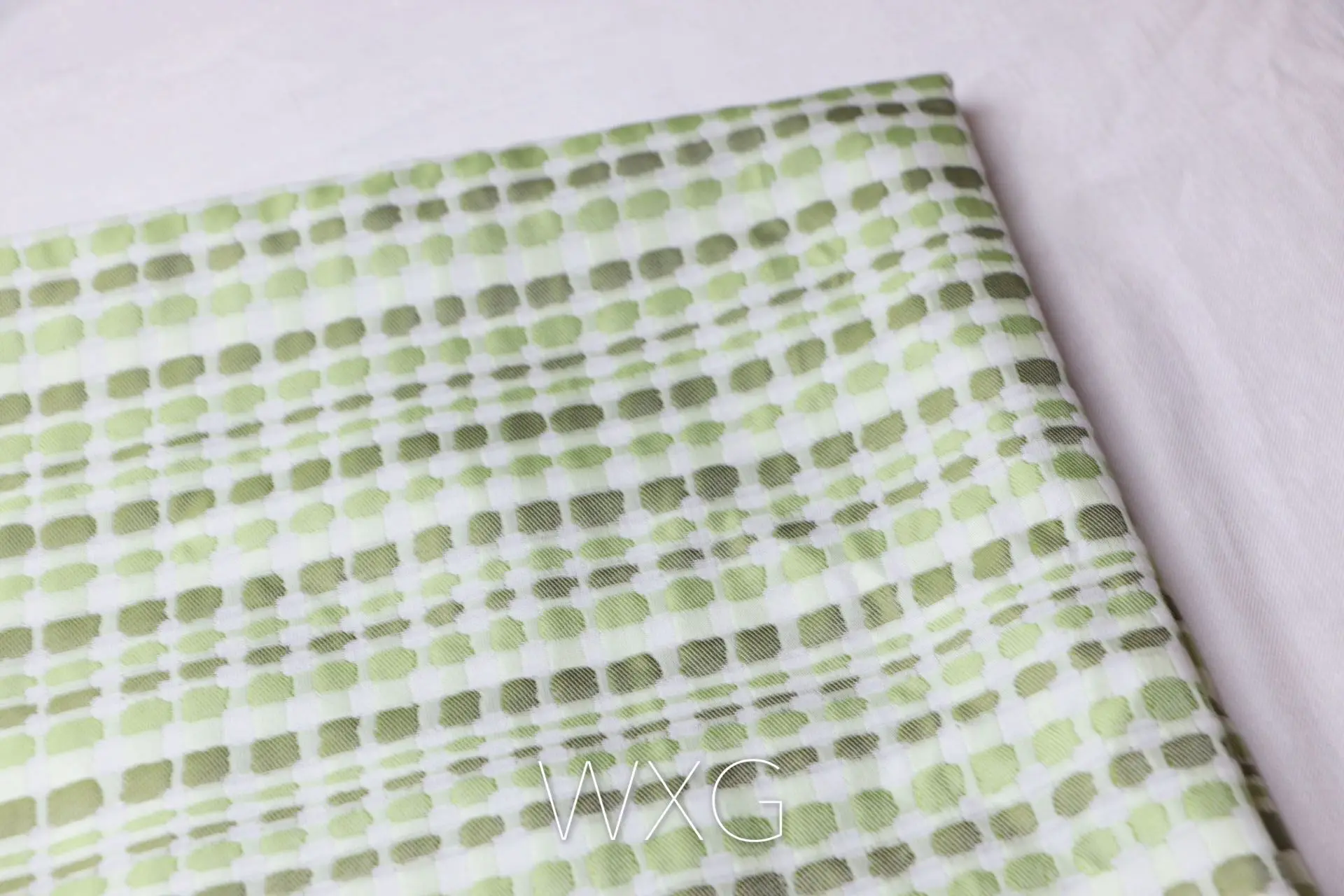 

Tone Avocado Green Watercolor Three-Dimensional Yarn-Dyed Jacquard Techniques Clothing Fabric DIY Fabric