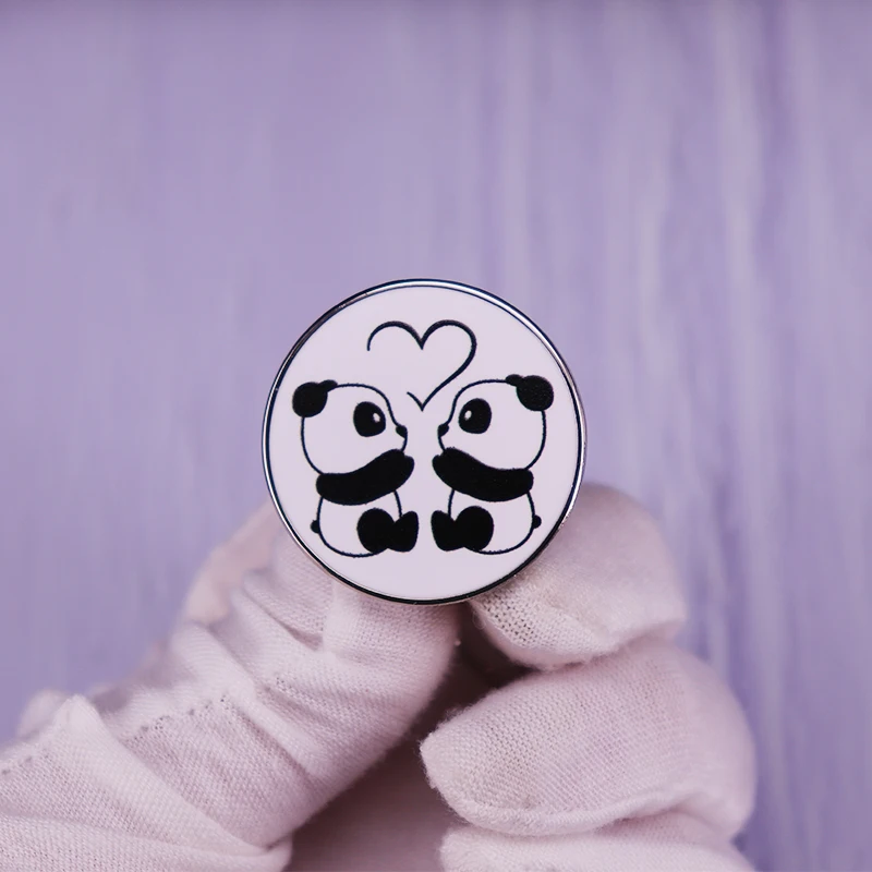 Эмалированная металлическая брошь в виде милой панды животного | Украшения и