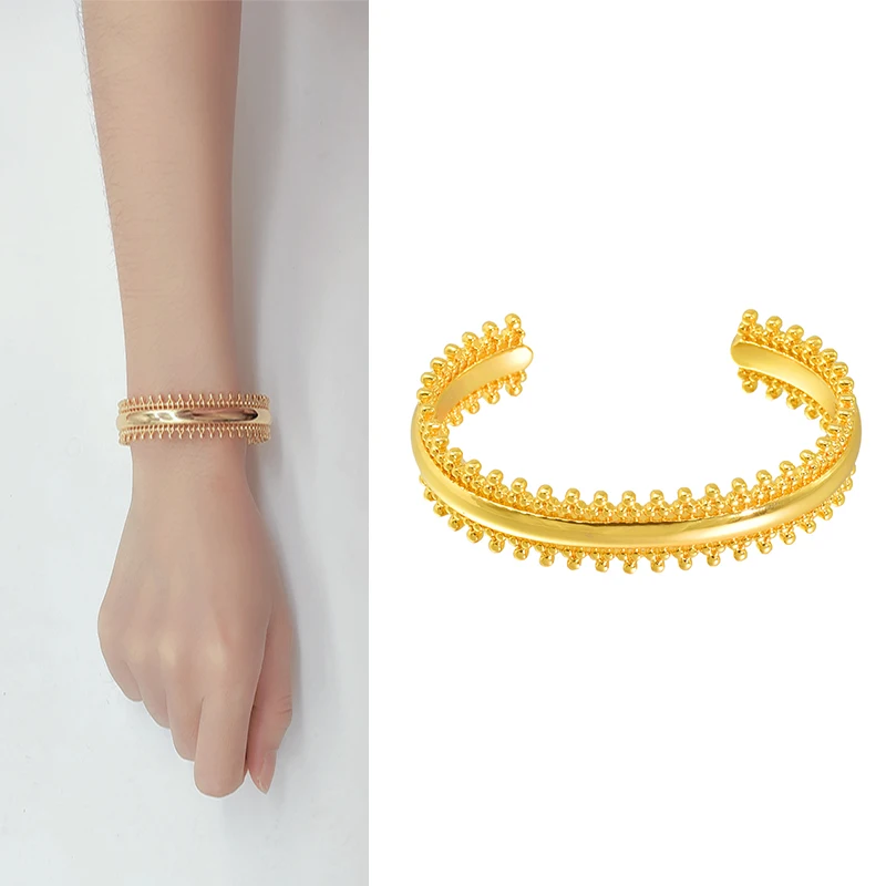 

2022 Trendy Bracelets for Women Fashion Designer Cuff Bangle Gold Color Wrist Accessory Punk Personalized Paired Bracelets For C