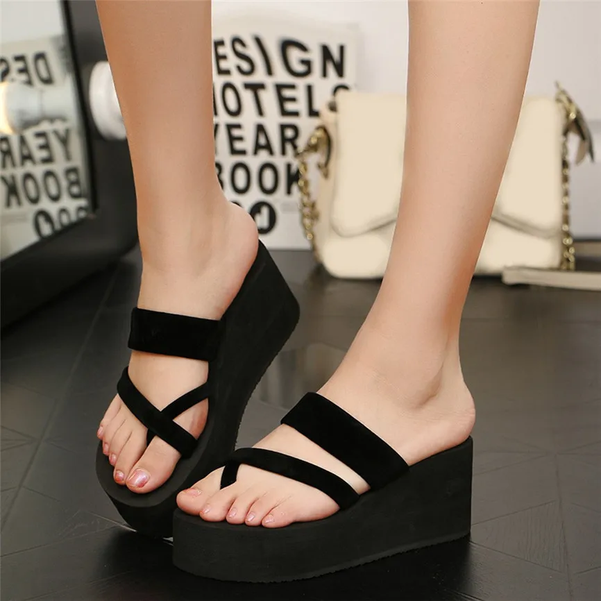 Женская обувь на танкетке Летние босоножки Нескользящие уличные Вьетнамки