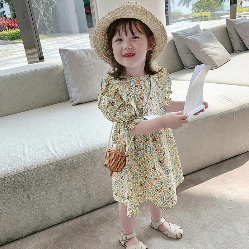 

Girls clothes summer season dress Bohemia new broken floral lantern sleeve fashion sweet 2-7 year Beibei quality childr clothing