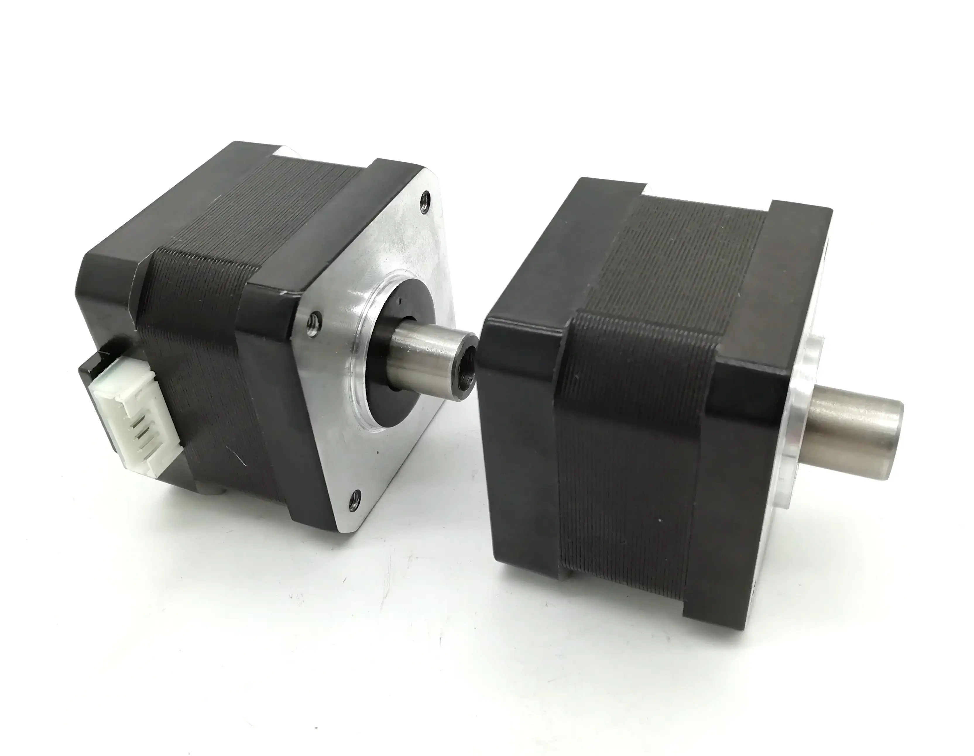 Nema17 Hollow Shaft Stepper Motor with 6.2mm Bore Diameter and 12mm Shaft Length - 1pc 17HS1001-12K62 image 3